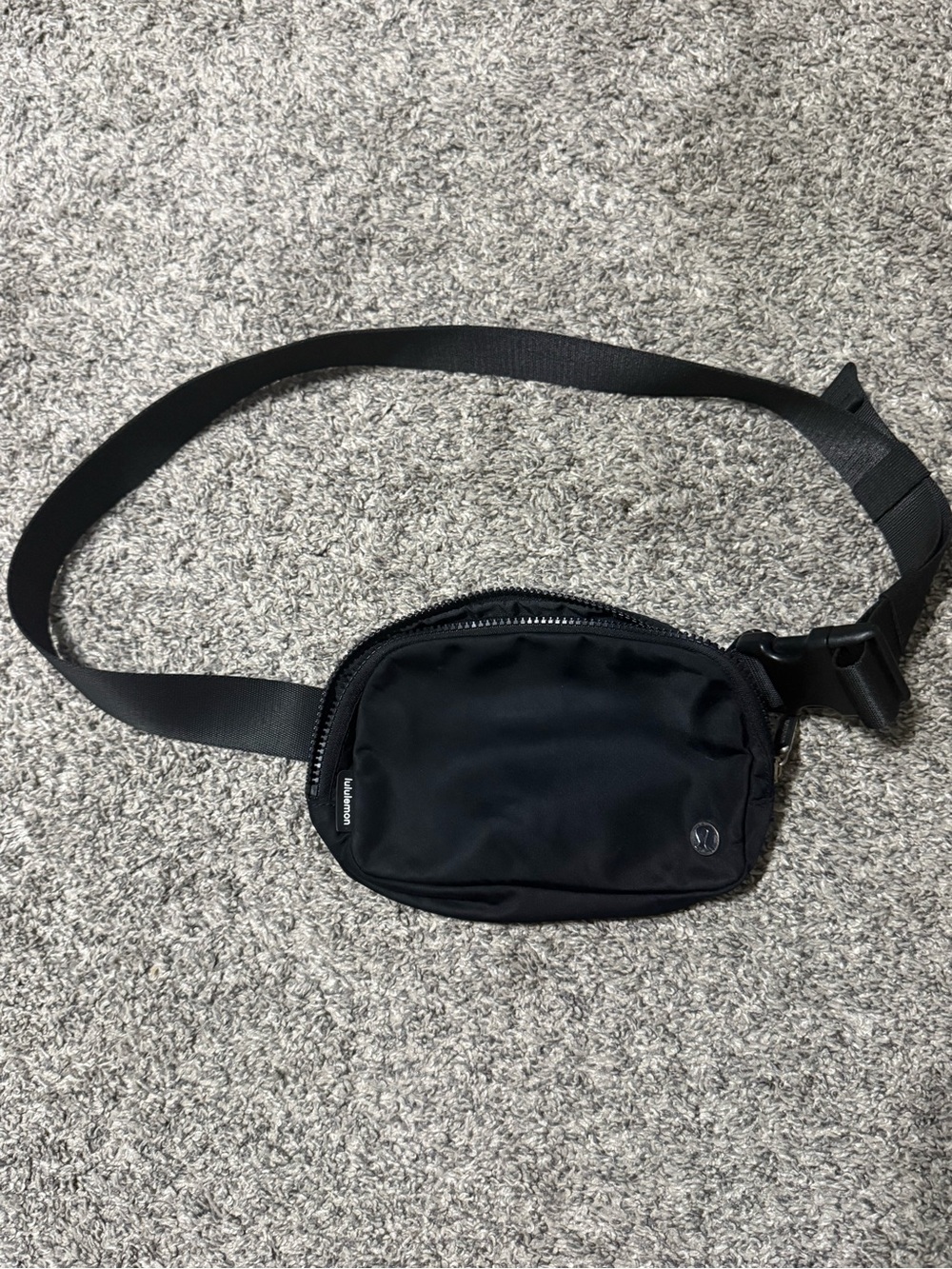 lululemon Belt Bag - Black